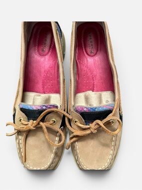 Sperry Tan Leather Moccasin Boat Shoes with Pink Insoles SZ 7.5